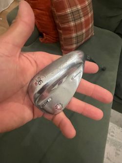 Titleist Golf Vokey SM6 56° S Grind Wedge