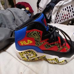 Like New Filas Men 7.5