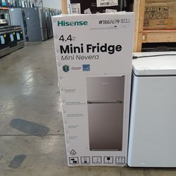 Mini fridge