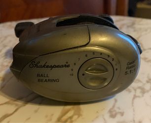 Shakespeare Contender 110 Baitcasting Reel – Smooth & Reliable