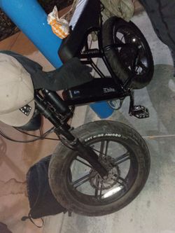Black Folding Electric Bike (E-Bike)