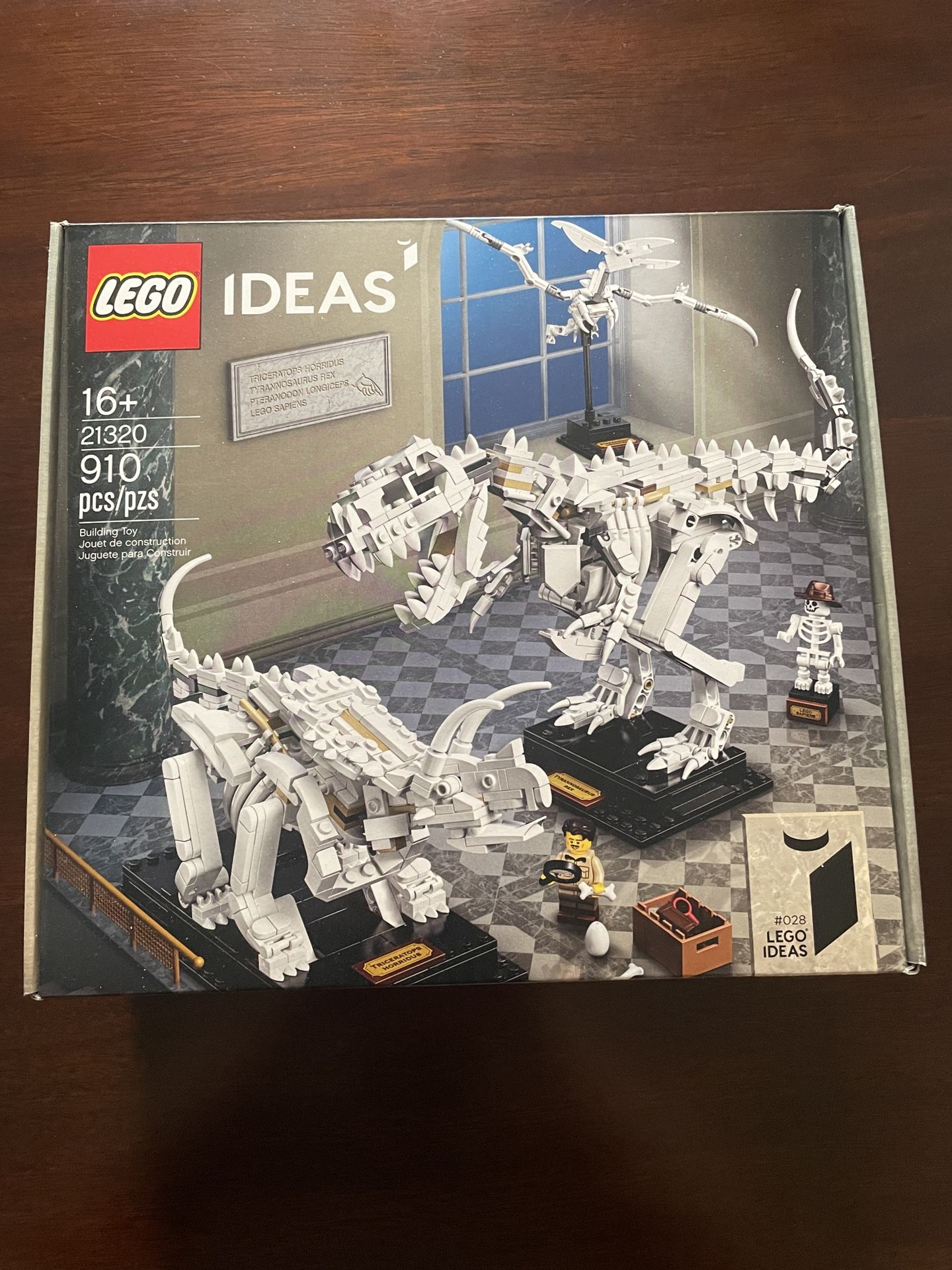 LEGO IDEAS DINOSAUR FOSSILS SET NEW