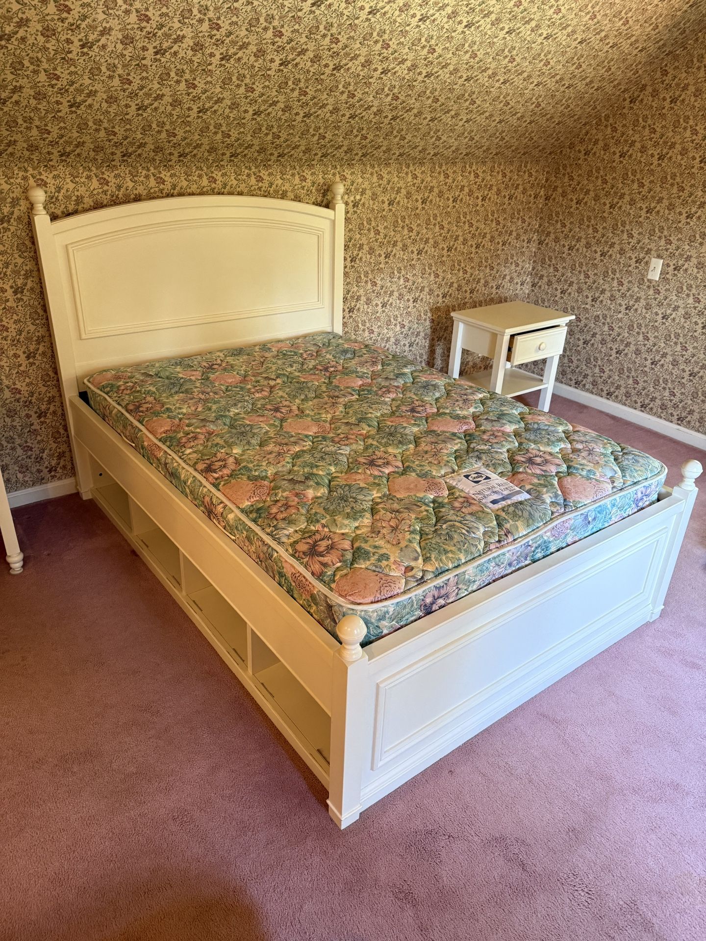 White Bedroom Set