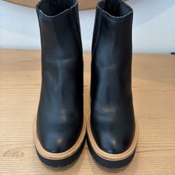 Dolce Vita Waterproof Size 6.5 Huey H20