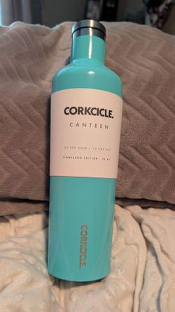 NEW Corkcicle Canteen 25 oz