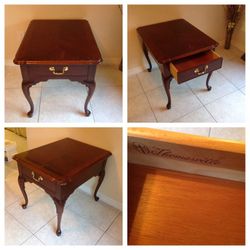 Thomasville vintage end table with queen Ann legs and a drawer