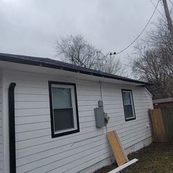 Hernandez Gutters And Siding 