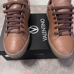 Valentino Sneakers