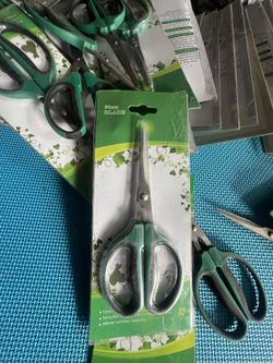 Scissors