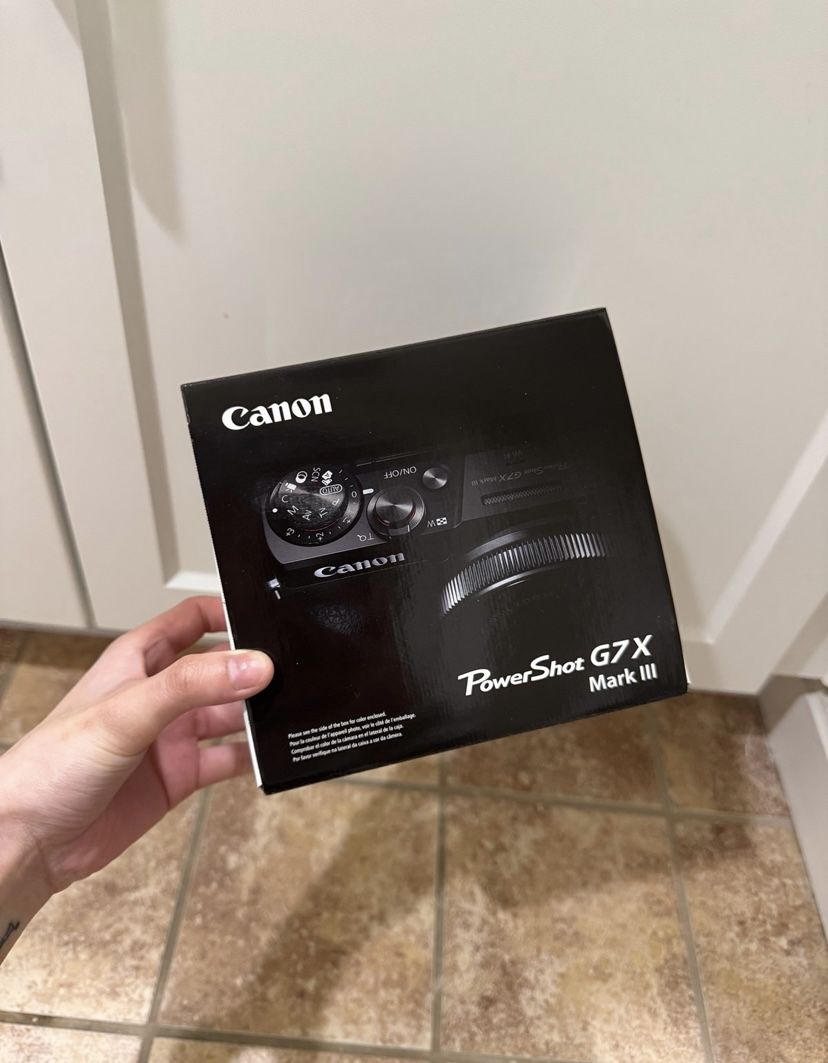 Canon G7x Mark III