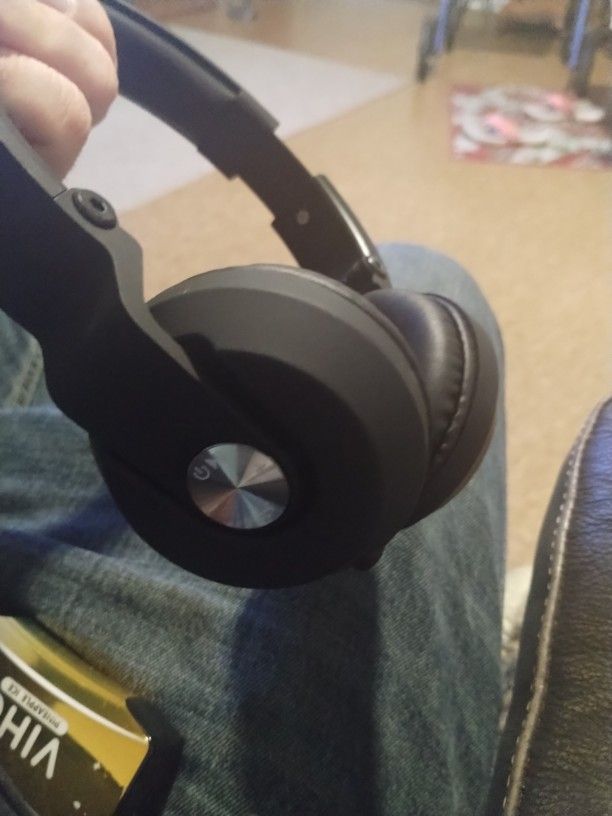 Sharper Image Headphones