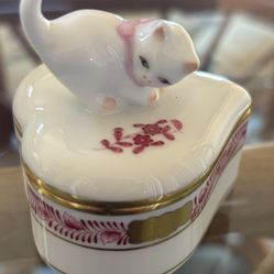 Herend Hungary Cat Trinket Box