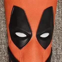 Marvel Official Deadpool 32 oz Tumbler Cup with Lid 
