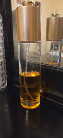 Round diamonds perfume