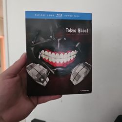 TOKYO GHOUL