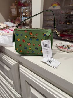 Coach Mini Nolita 
