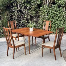 (FREE DELIVERY) 7-Piece Mid Century Modern MCM 4 Chair + Dining Extendable Table Set