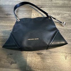 Michael Kors Women's Nicole Medium Leather Shoulder Handbag