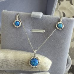 Sterling Silver 925 Opal Earrings N Pendant Set 