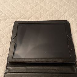 I Pad 2 With Wireless Keyboard Case 