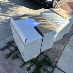FREE Cabinets, Cupboards, Closets