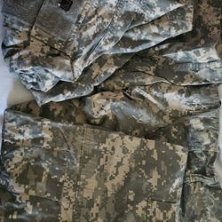 US Army new coat size large Used Pants size medium. 