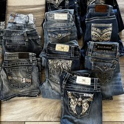 Miss me jeans, Rock Revival jeans, etc.