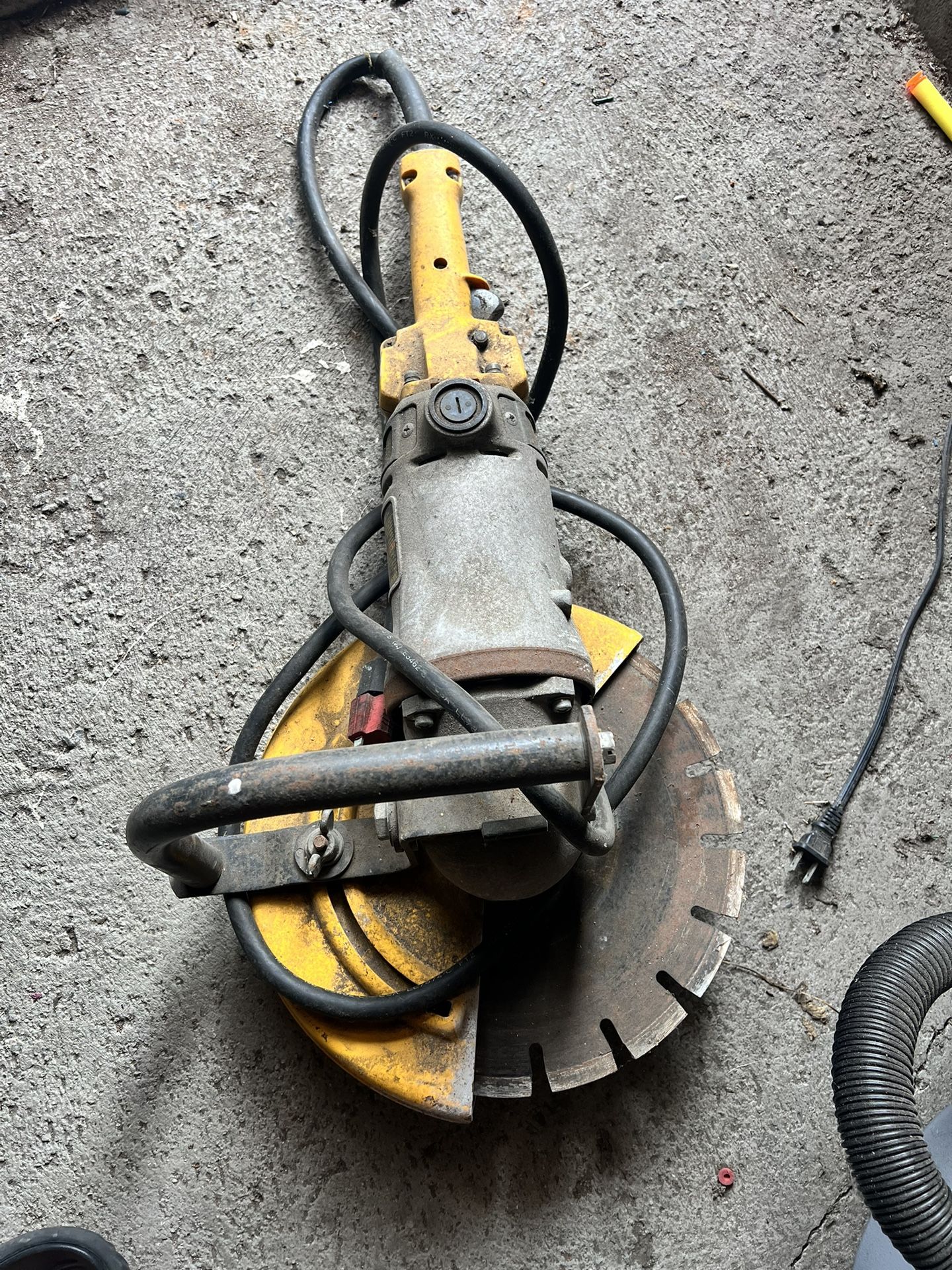 Dewalt Concrete Saw