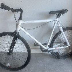 RETROSPEC WHITE BICYCLE