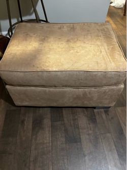 Pictures, Ottomans, Bird Cage