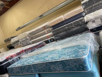 King size mattress and box springs
