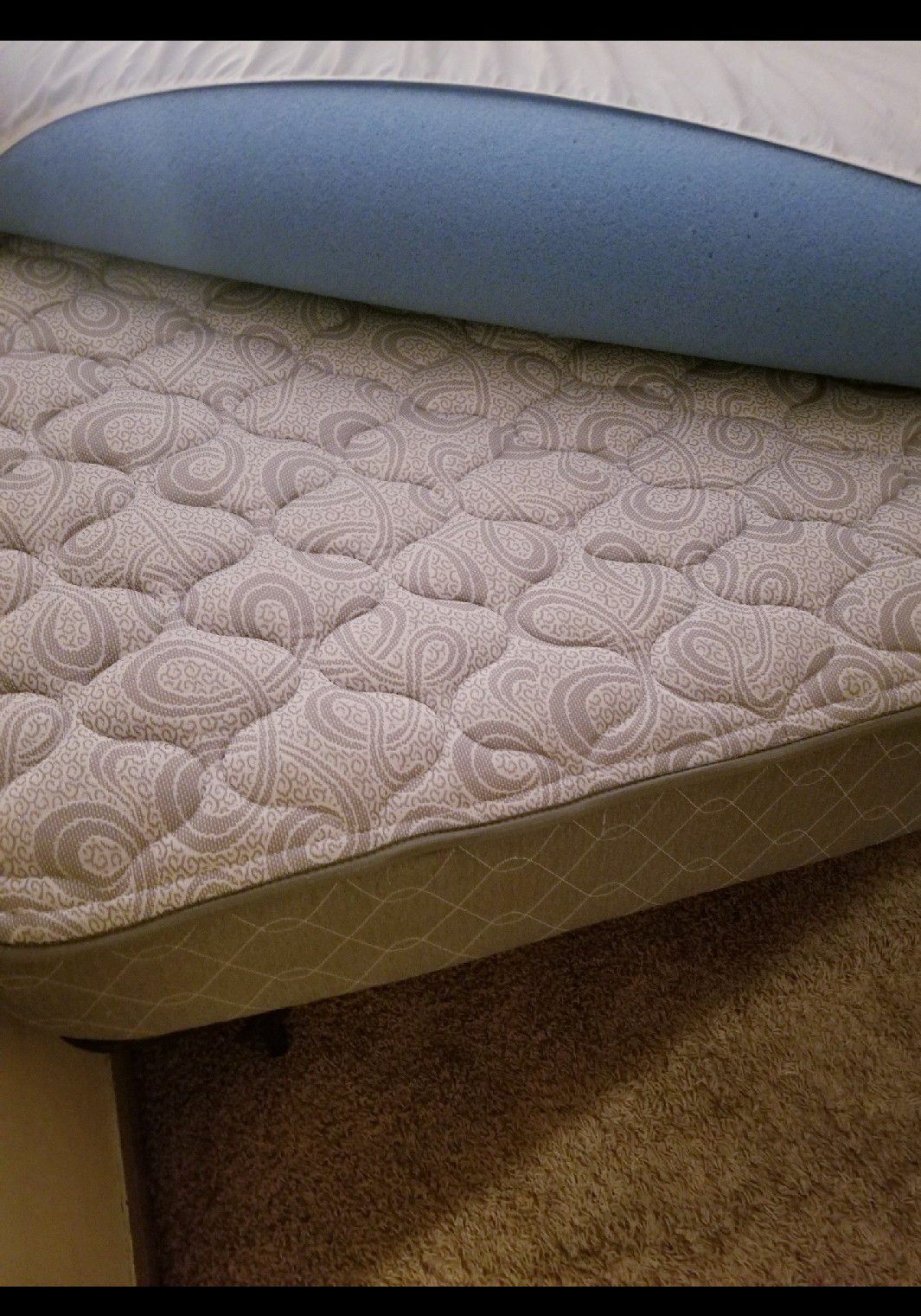 King size matress with frame and topper