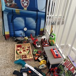 Toys. Paw Patrol. Spiderman. Hulk. Nerf Guns. Minions. Melissa & Doug . Pop Up Tent 