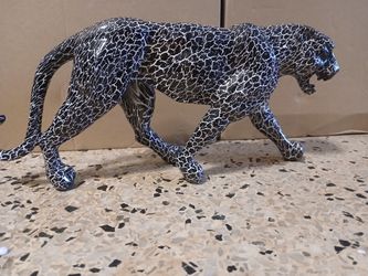 Black And White Leopard Figurine Statue Brand New In The Box
