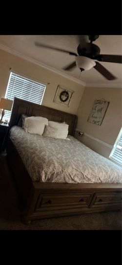 Cali king bed