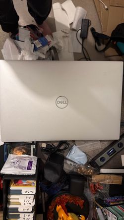 Dell XPS 15 9510 i9 / 32GB RAM / 1TB SSD / RTX 3050 Ti