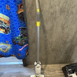 Shark VACMOP™ Cordless Hard Floor Vacuum Mop