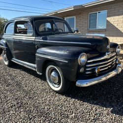 1947 Ford Super Deluxe