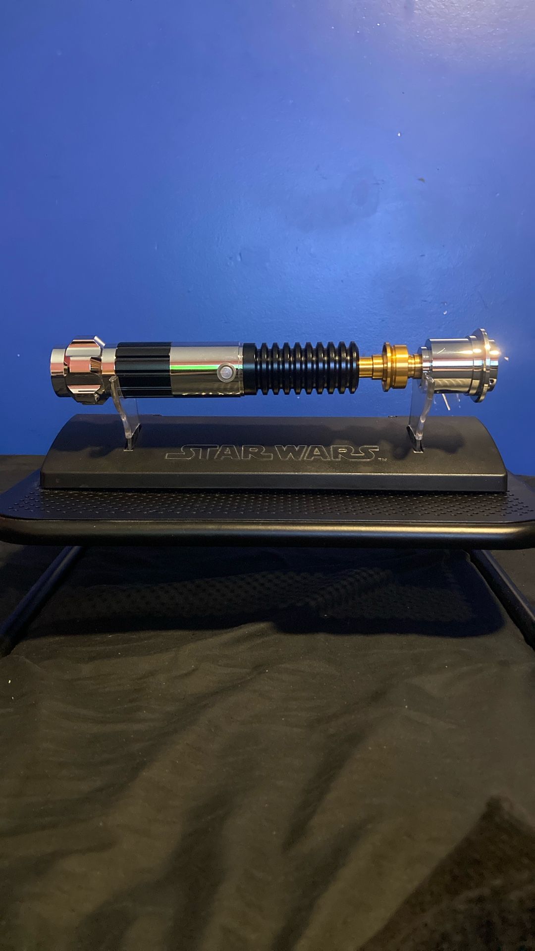 Obi-Wan Kenobi LightSaber Hilt W/stand