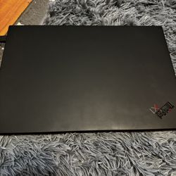 Mint condition - Lenovo X1 Extreme Gen 3 i7-10850H, 32 GB RAM, 1 TB SSD