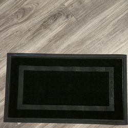 Door Mat - Pickup In South End Neighborhood In Charlotte