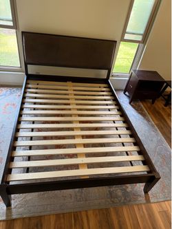 Crate & Barrel queen size bedroom set