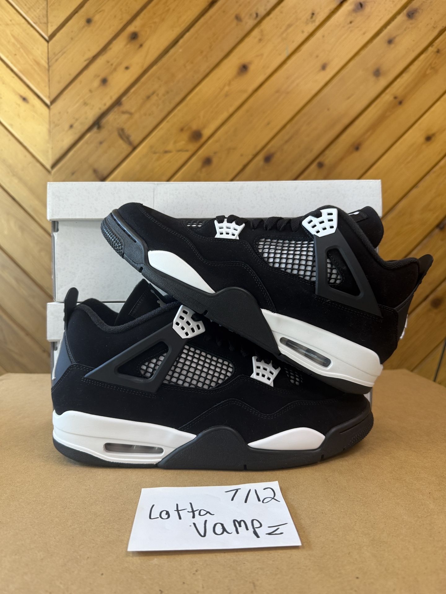 Jordan 4 Retro White Thunder Size 12