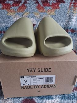 Adiddas Yzzy slides