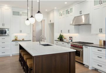 Kitchen cabinets Vanities Pantries