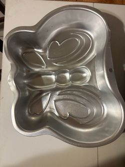 Cake pans
