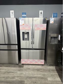 SAMSUNG - 32 CU FT MEGA CAPACITY 3-DOOR FRENCH DOOR REFRIGERATOR WITH FOUR TYPES  OF ICE IN STAINLESS STEEL 🥶