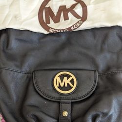 New Michael Kors Purse