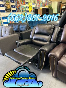 Recliner couch sofa faux leather new Nuevo 1 seater