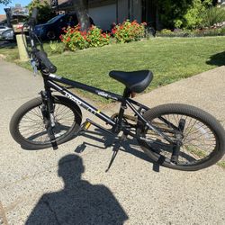 Hyper Spinner 20 inch BMX Bike - Black